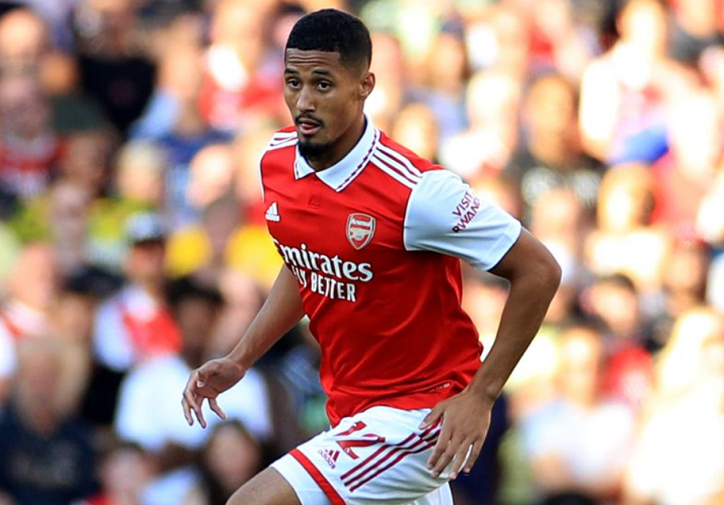 arsenal-day-nhanh-tien-trinh-gia-han-hop-dong-voi-saliba